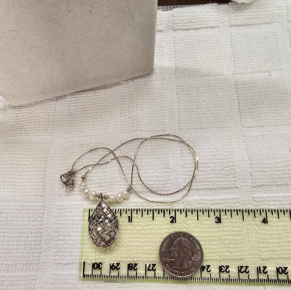 PZ Pearl and 925 Silver Basket Weave Teardrop Necklace - Picture 11 of 15